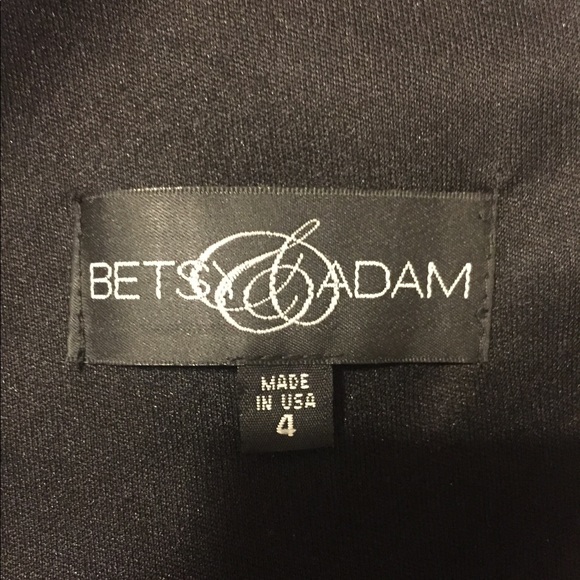 Gorgeous Prom Dress Size 4 - Picture 6 of 7